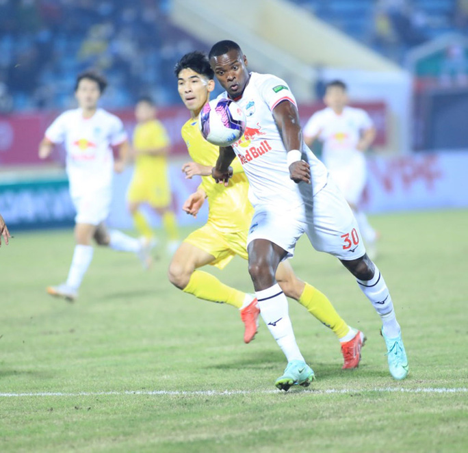 Hoàng Anh Gia Lai, SHB Đà Nẵng tiếp tục chia điểm ở V-League 2022_621f6fee9fc9b.jpeg
