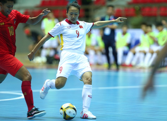 Thắng đậm Malaysia, Futsal Nữ Việt Nam Soán Ngôi đầu Của Thái Lan 6283a1d875b85.jpeg